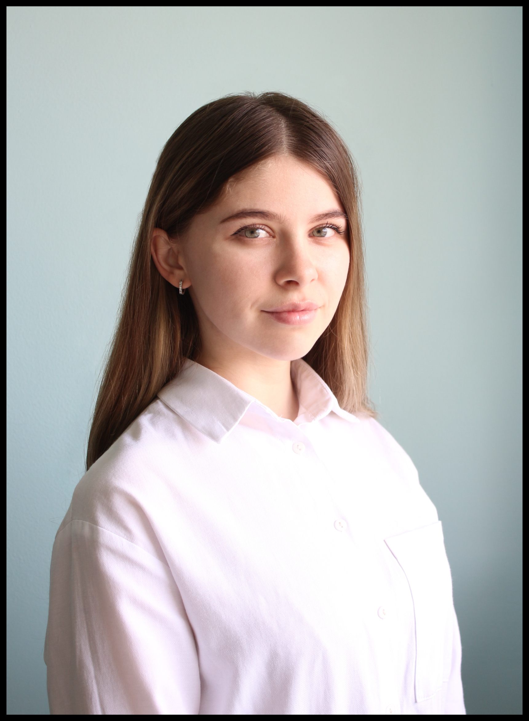 Алёна Абазовик
